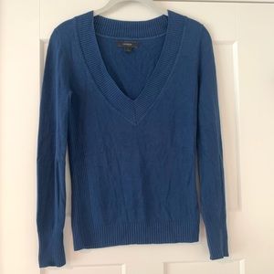 Express v neck navy sweater
